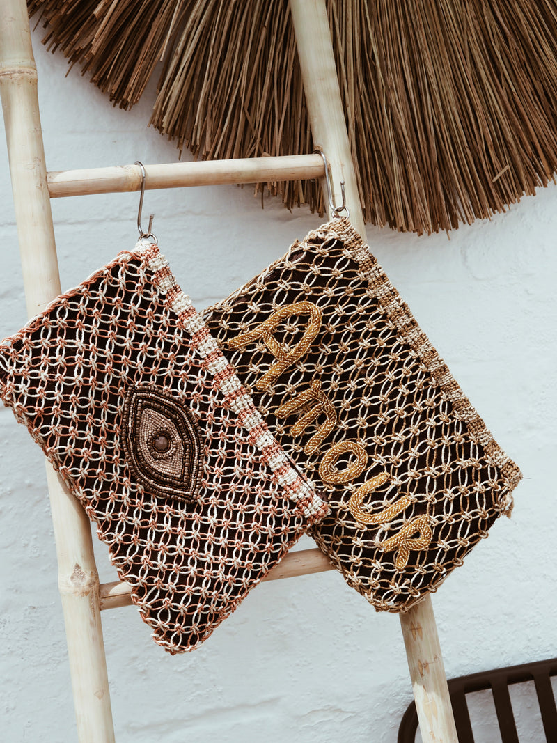 Amour Clutch